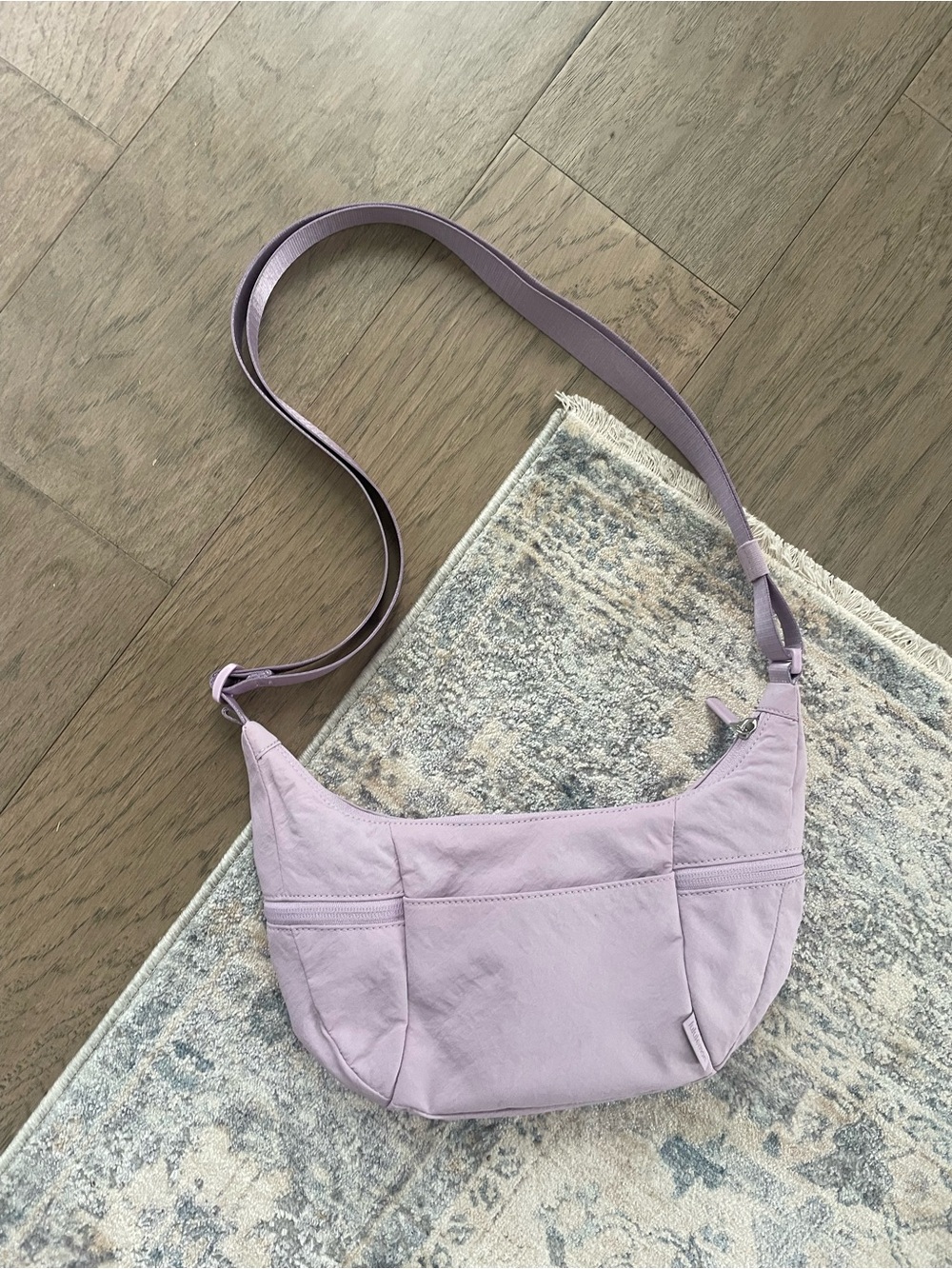 lululemon athletica Lavender Crescent Slouchy Sling Crossbody Bag - Picture 6 of 9